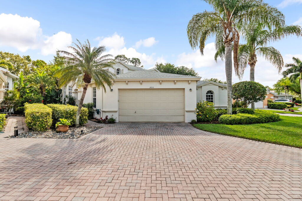 sterling oaks community