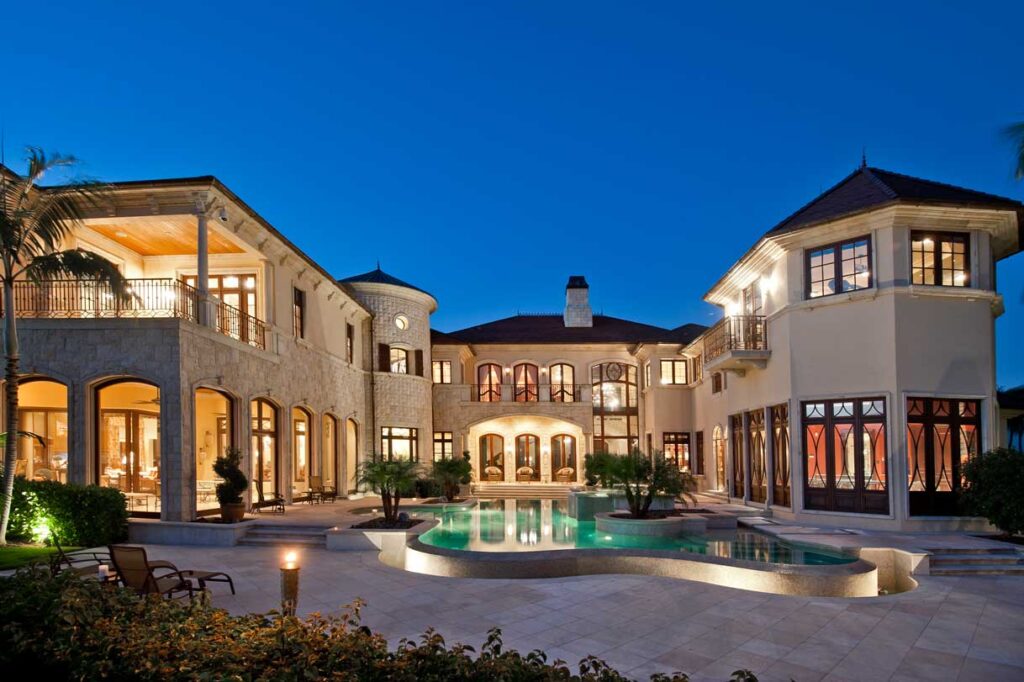 the strand at bay colony naples fl